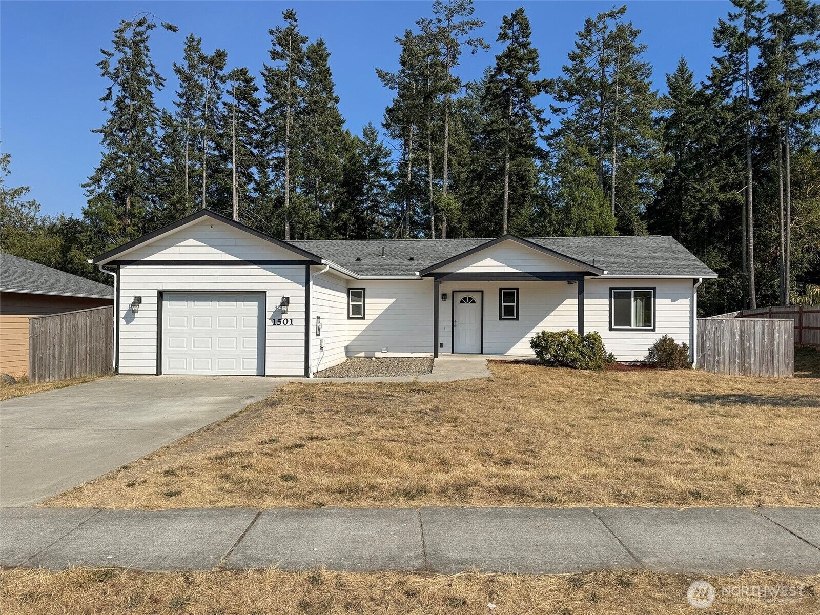 Property Photo: 1501 Pendley Court WA 98363