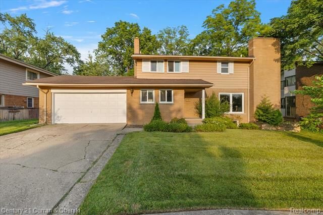 Property Photo: 32306 Valley View Circle MI 48336