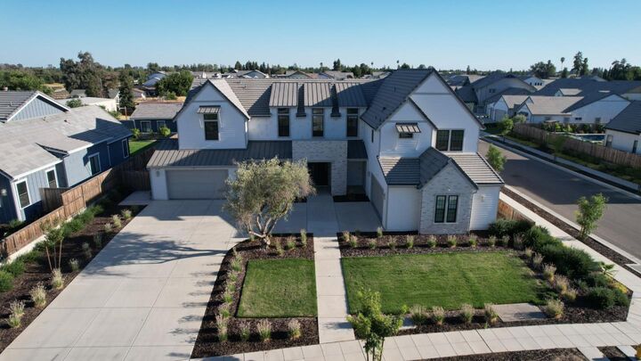 Property Photo:  1734 Lester Avenue  CA 93619 