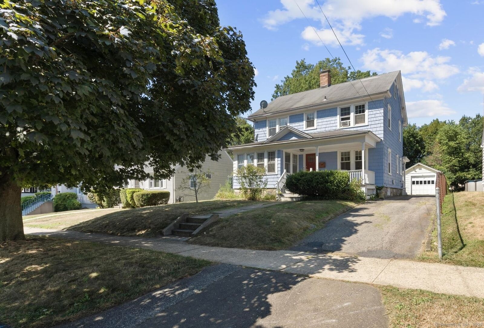 Property Photo:  250 Rockwell Avenue  CT 06615 