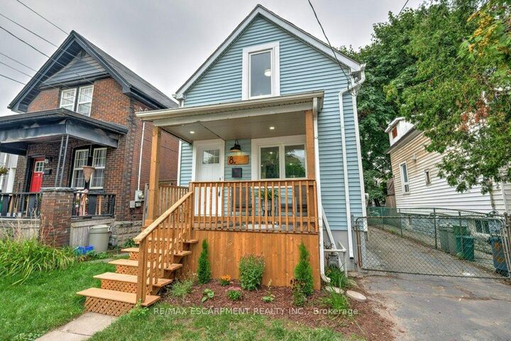 Photo de la propriété: 8 Whitfield Avenue ON L8L 4B4