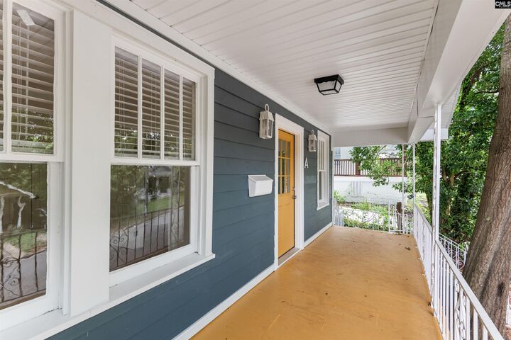 Property Photo:  907 Beaufort  SC 29201 