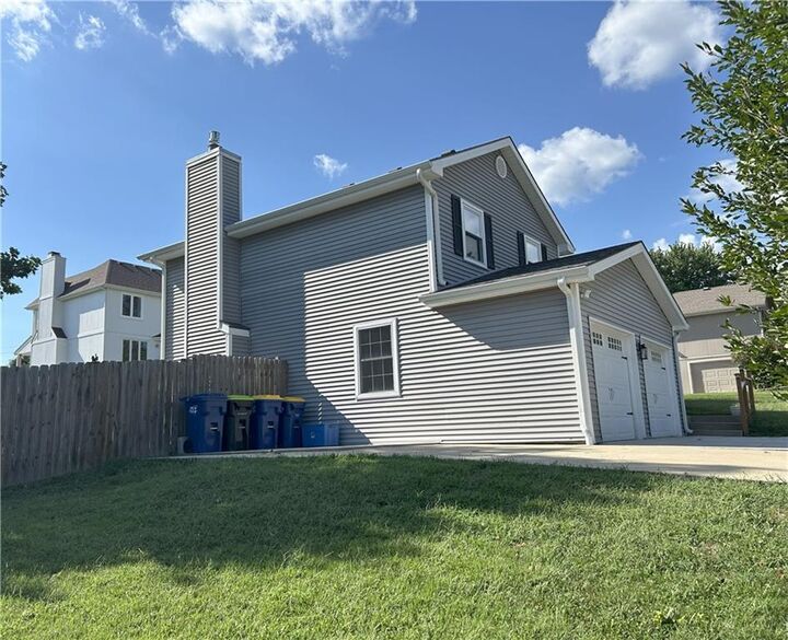 Property Photo:  104 Shasta Daisy Drive  MO 64089 