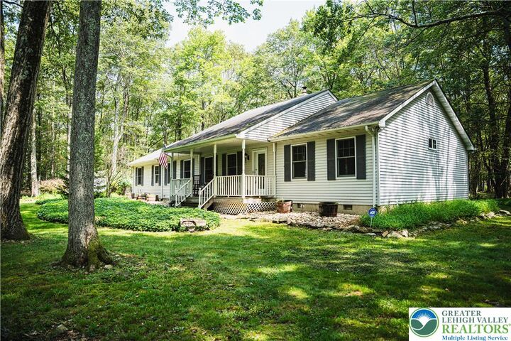 Property Photo: 221 Hemlock Drive PA 18334