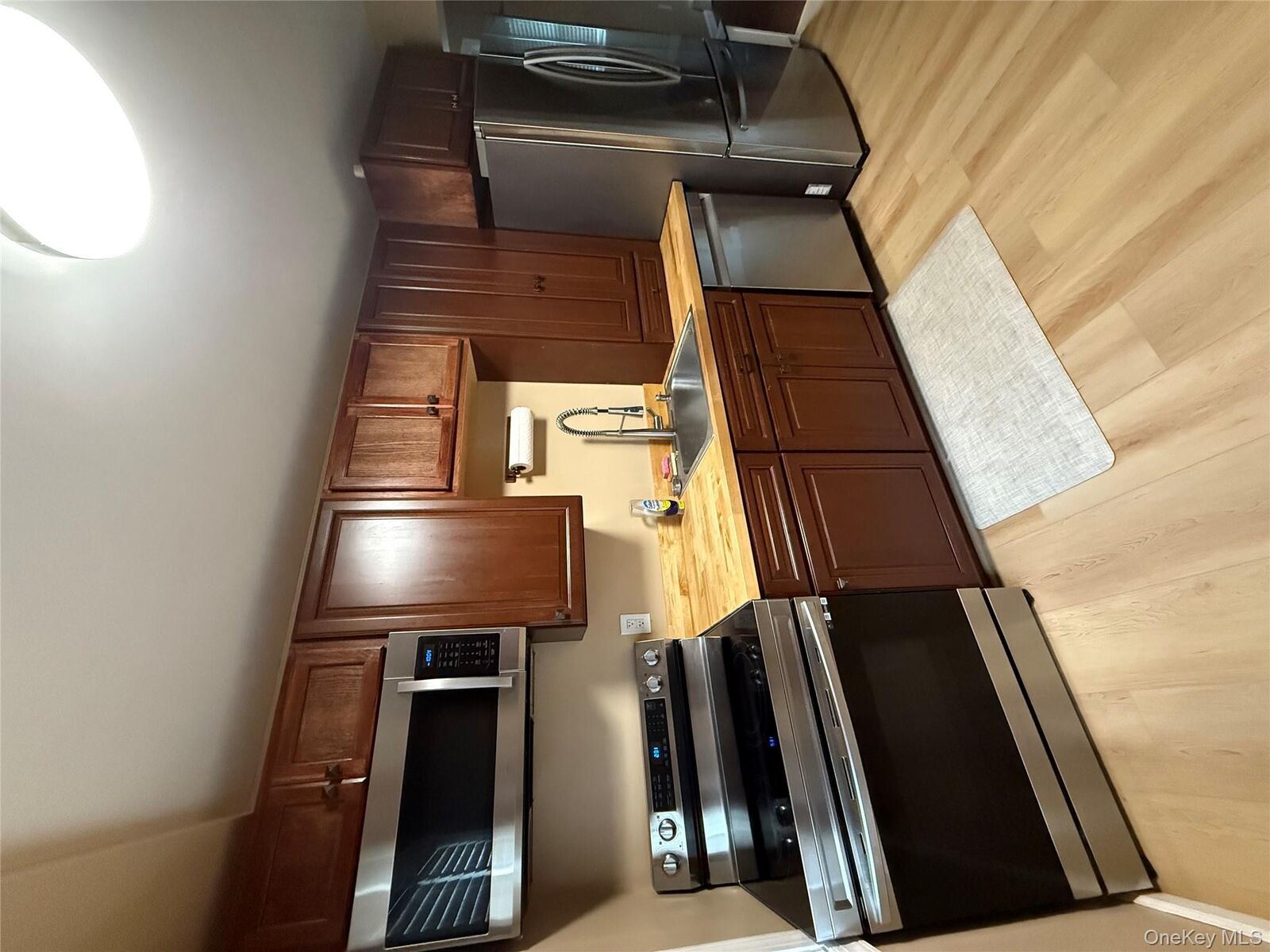 Property Photo:  10 Lloyd Street  NY 11934 