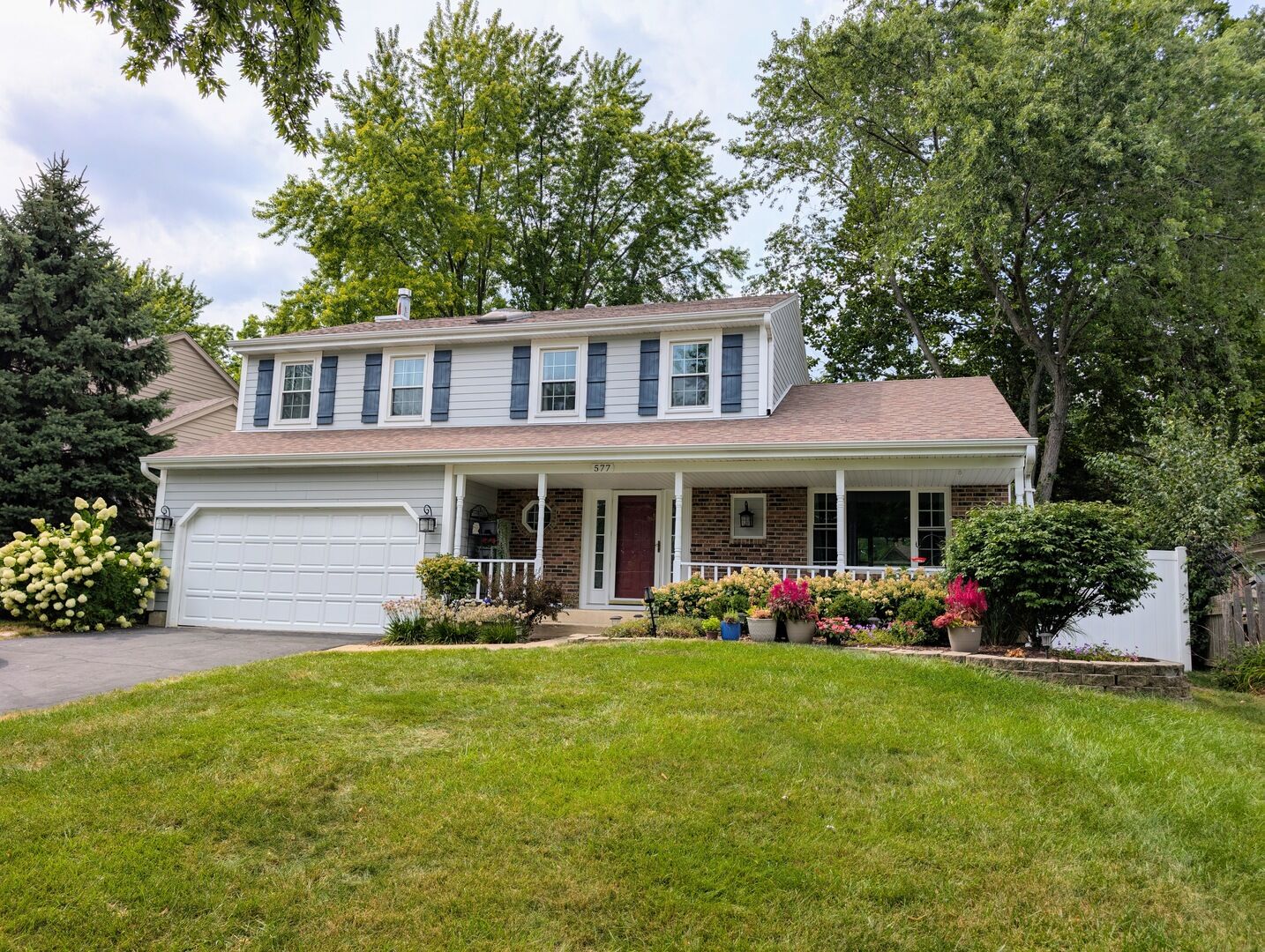 Property Photo:  577 Plank Road  IL 60563 