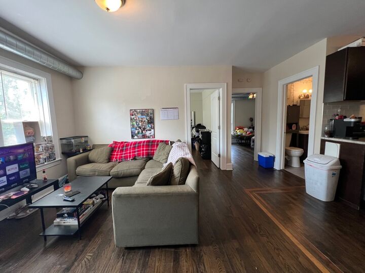 Property Photo:  4136 W Palmer Avenue 2W  IL 60639 