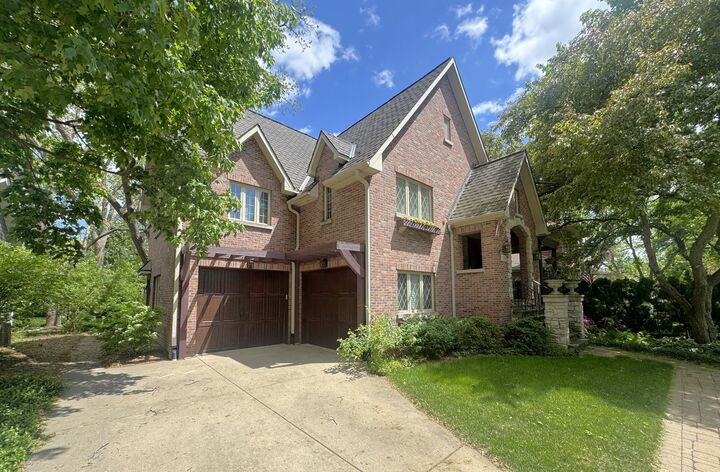 709 Prospect Avenue  Barrington IL 60010 photo