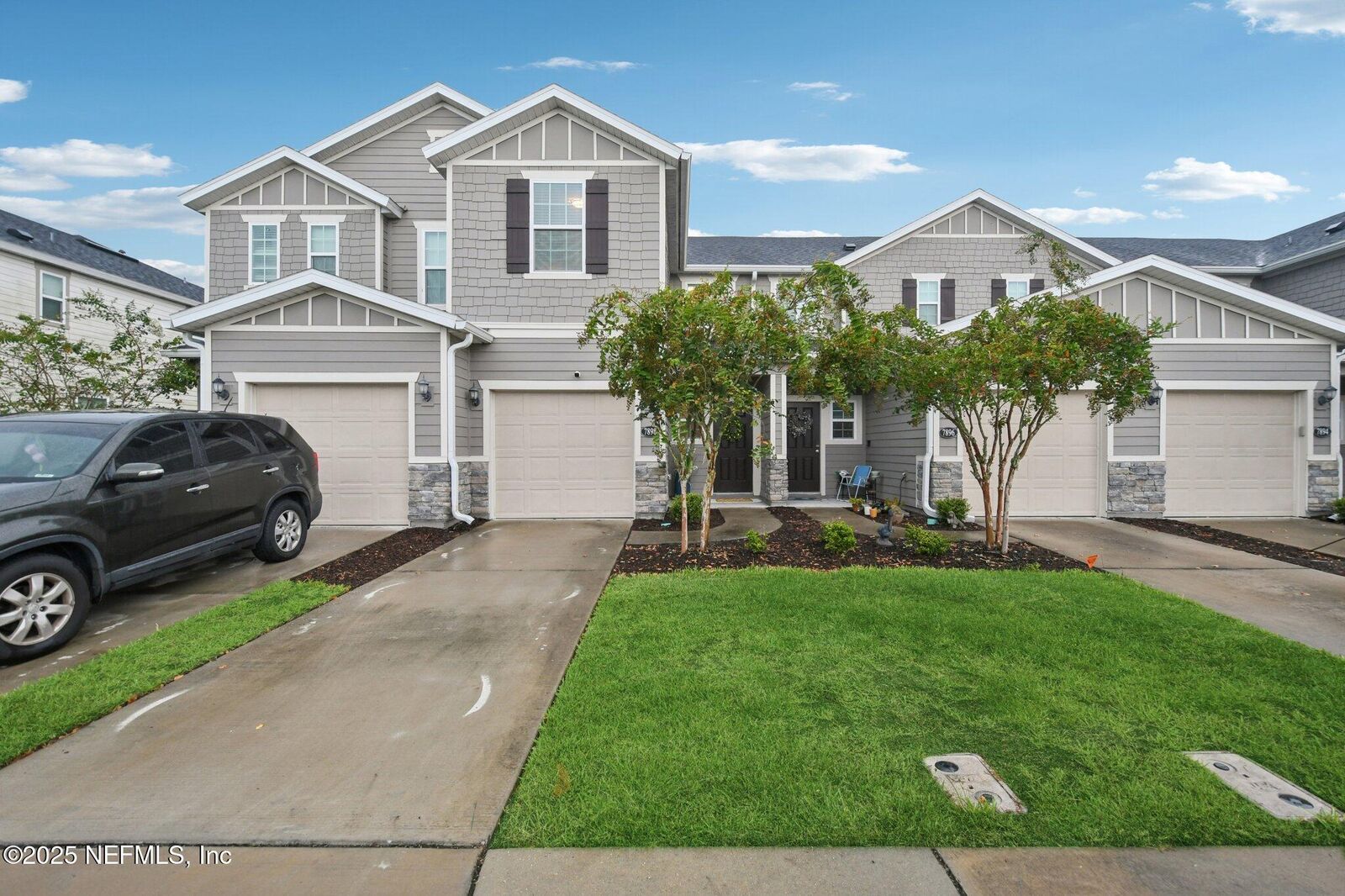 Property Photo:  7898 Merchants Way  FL 32222 