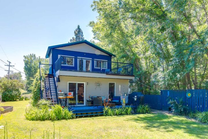 Property Photo:  235 5 Street  AB T0J 0Y4 