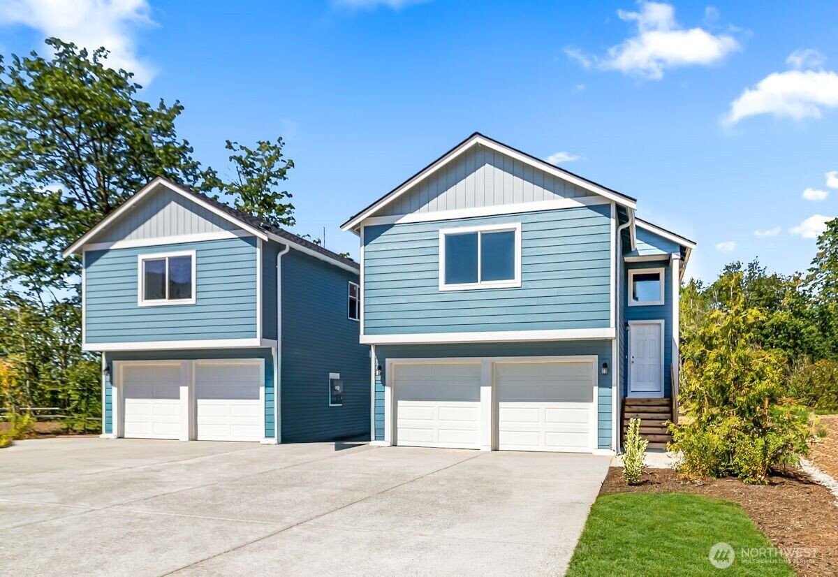 Property Photo:  1416  Alder Lane A  WA 98251 
