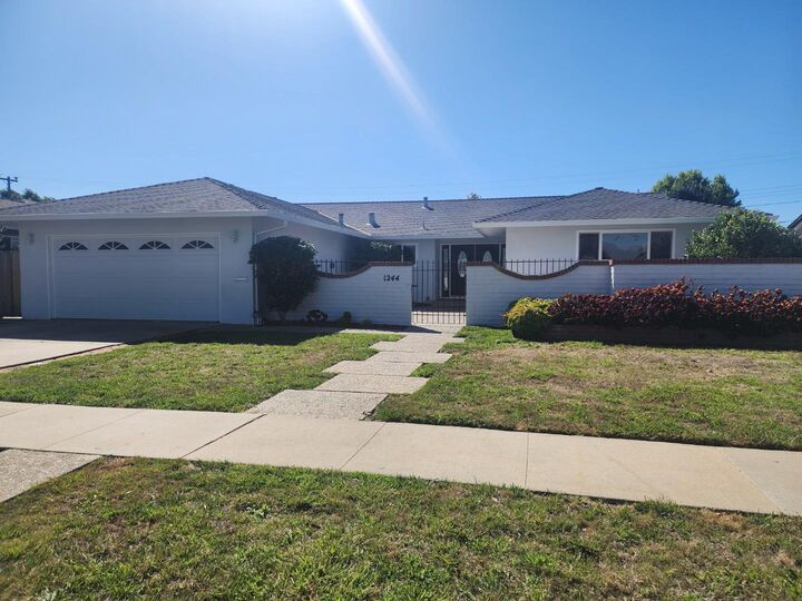 1244 La Mirada Drive  Salinas CA 93901 photo