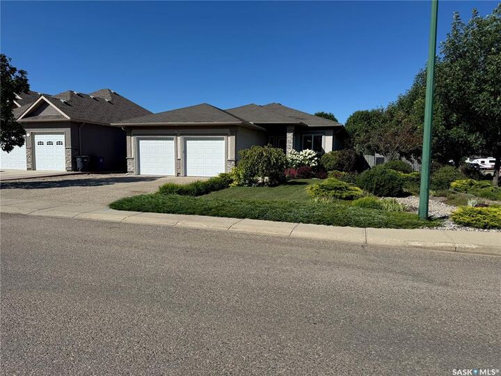 Photo de la propriété: 739 18th Street SK S4H 3M2