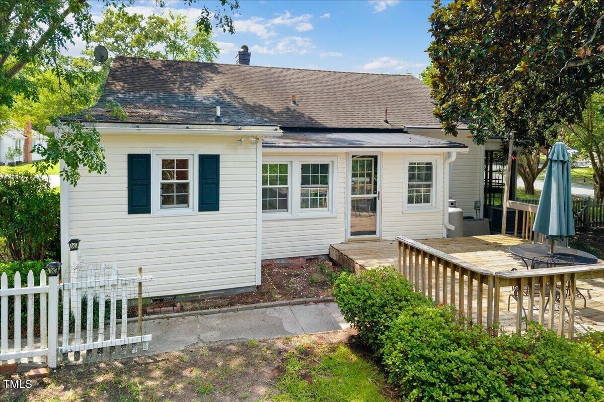 Property Photo:  87 S Poplar Street  NC 27501 