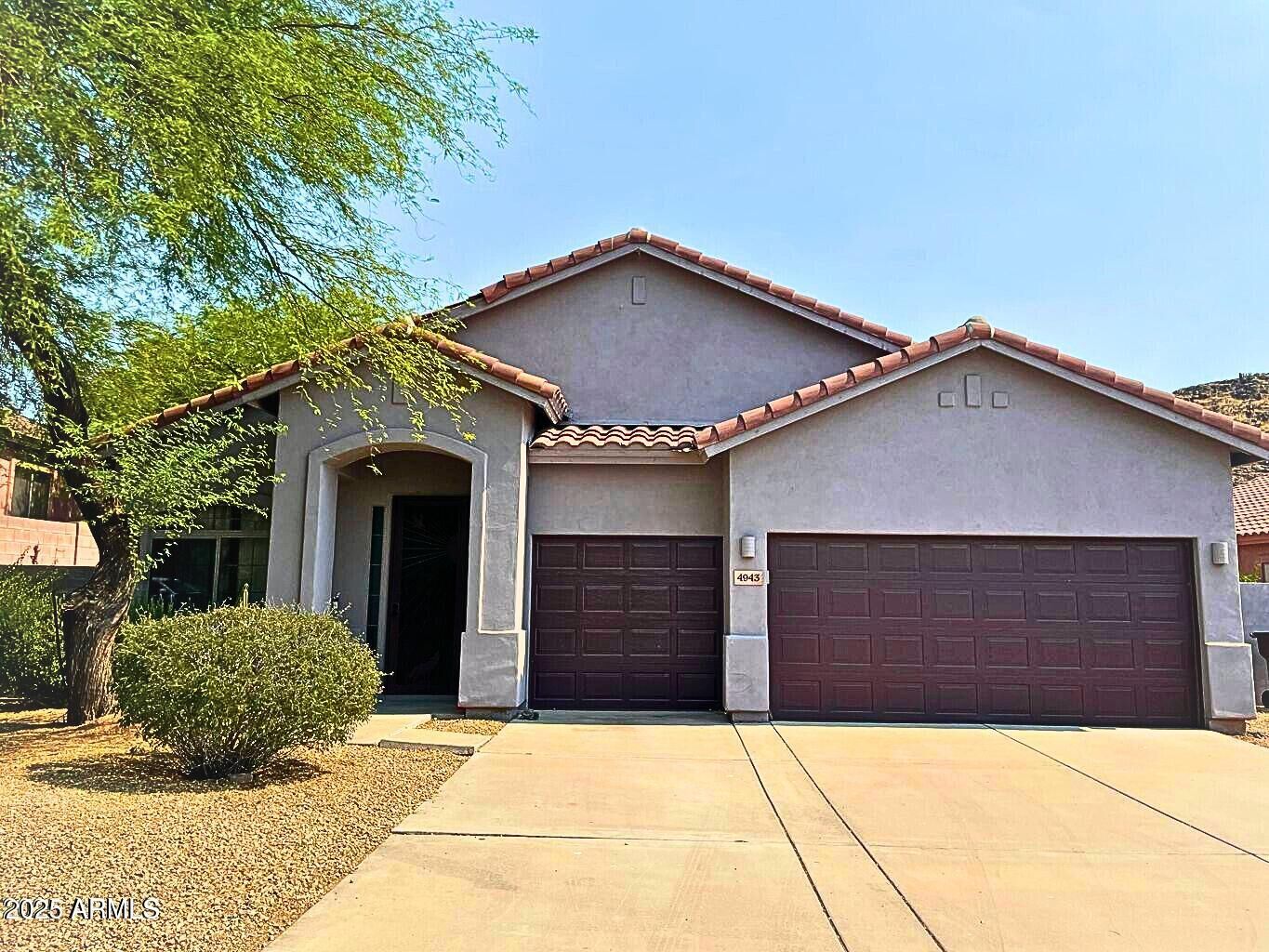 Property Photo:  4943 S Las Mananitas Trail  AZ 85118 