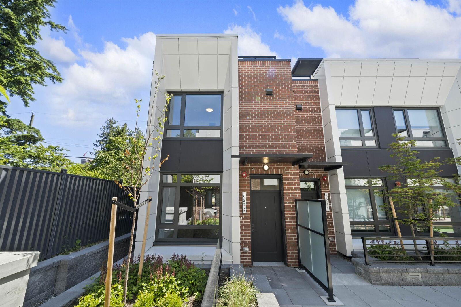 Property Photo: 6272 Oak Street BC V6M 2W4