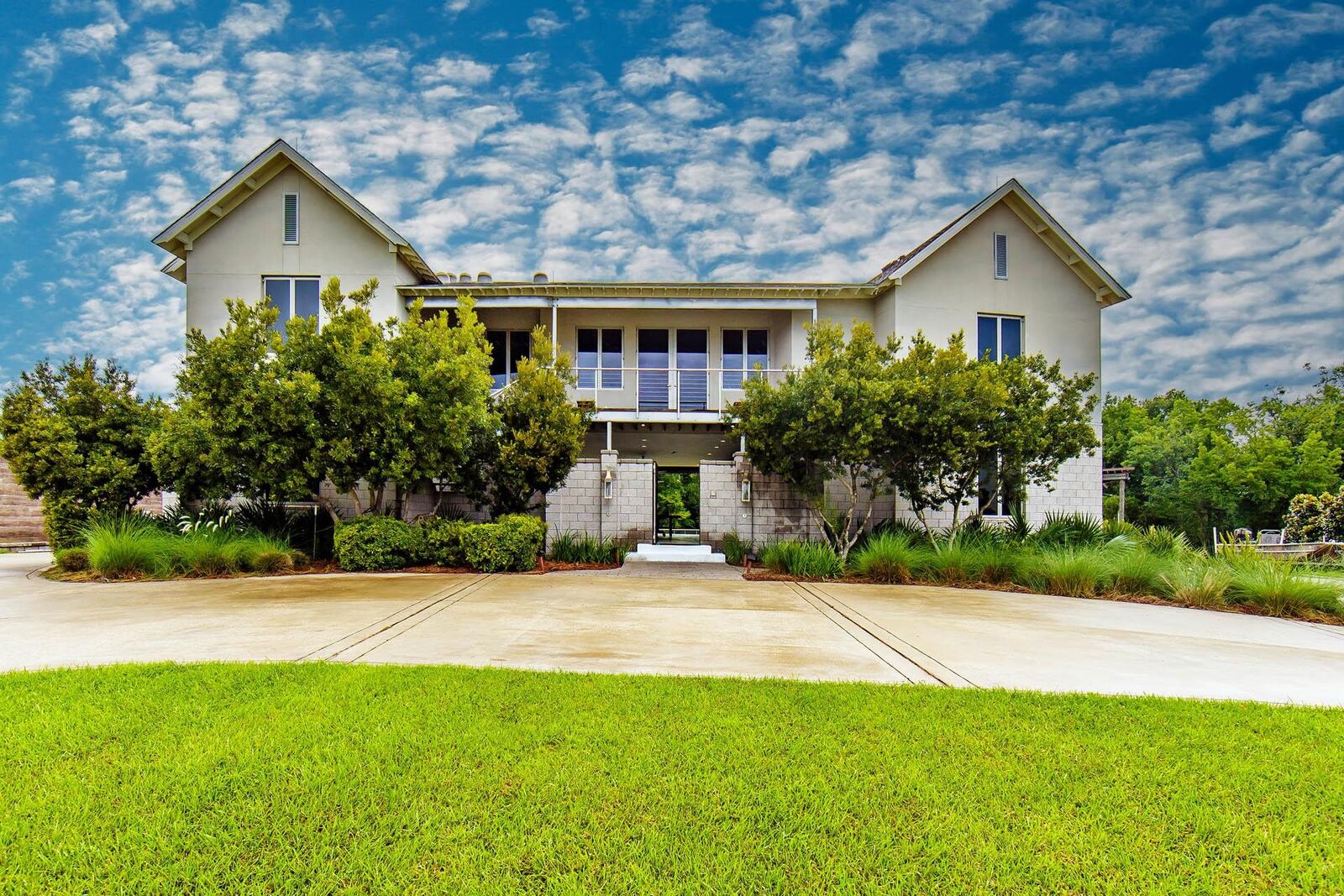 Property Photo: 342 Keeley Ann Drive LA 70360