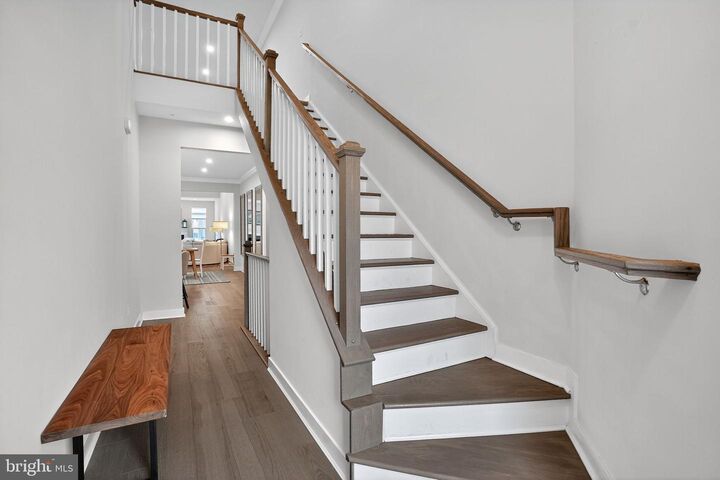 Property Photo: 701 Cascade Way PA 19348