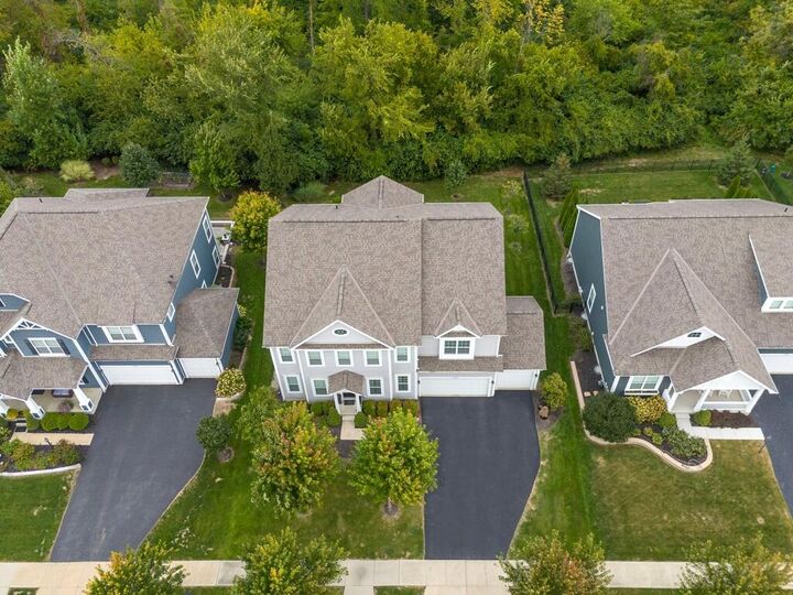 Property Photo:  2462 Triple Crown Crossing  OH 43065 
