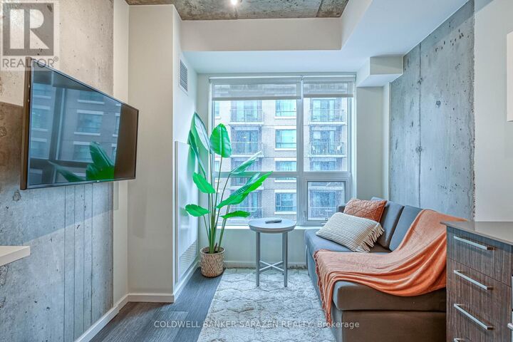 Property Photo:  211 Besserer Street B607  ON K1N 6A9 