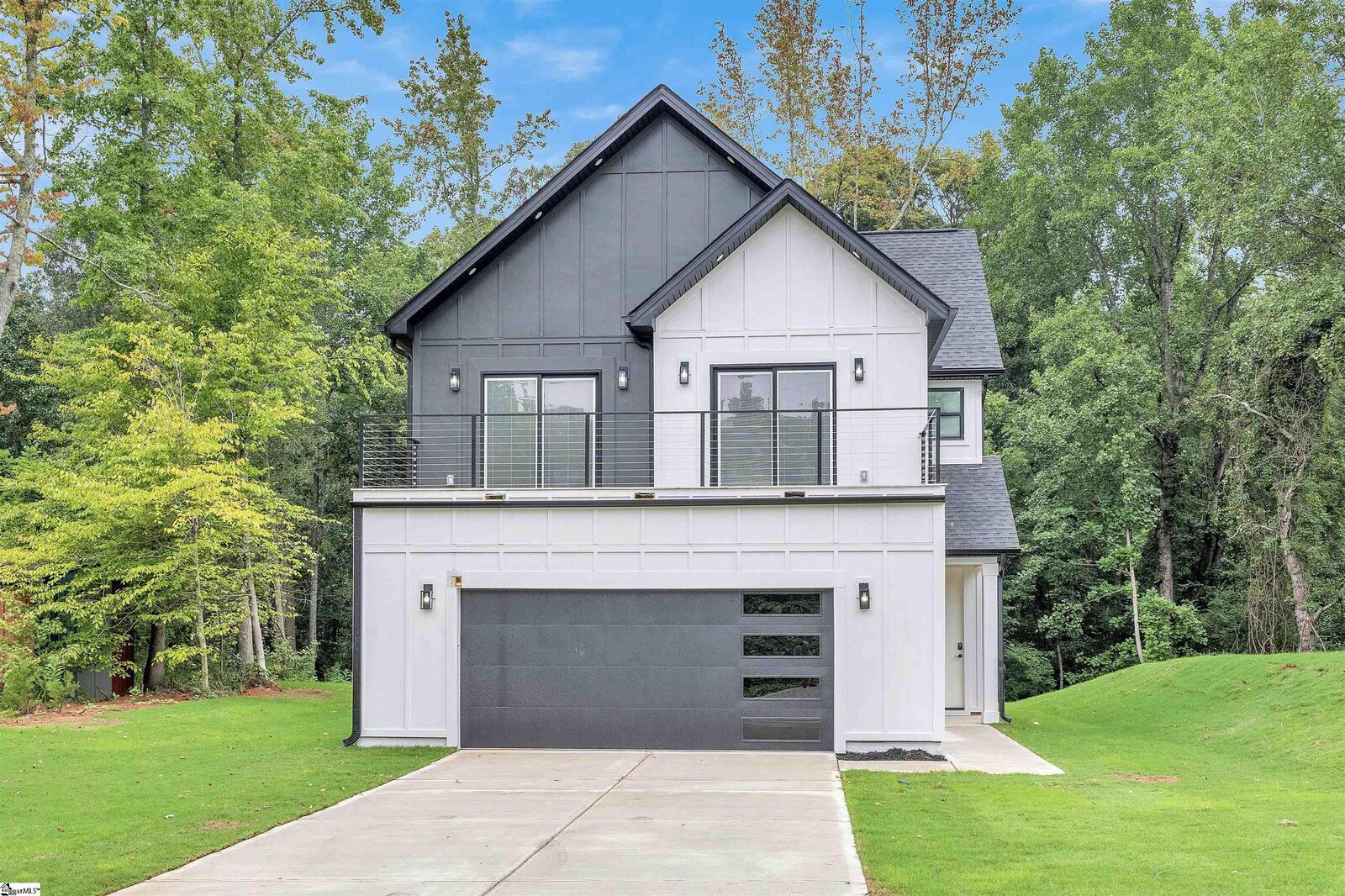 Property Photo: 320 W Caroline Street SC 29611