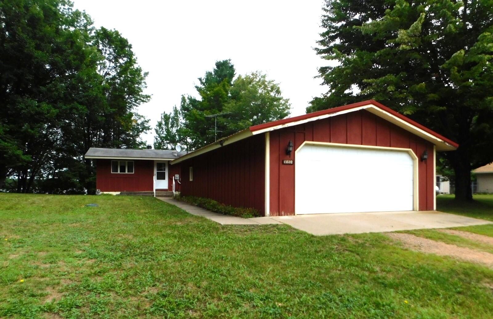 Property Photo: 5622 Fox Point Ln WI 54564
