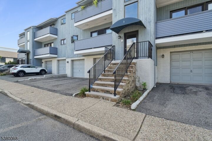Property Photo: 3 Domessina Ln, F3 NJ 07006