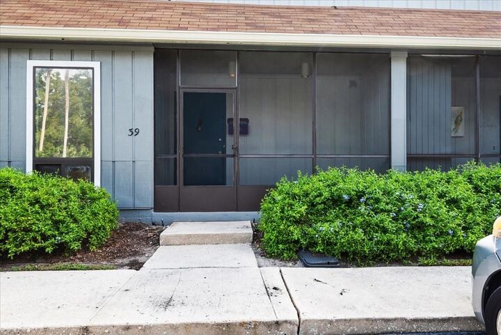 Property Photo:  30 Moree Loop 39  FL 32708 