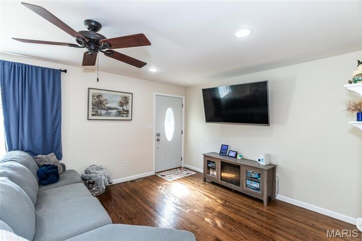 Property Photo: 18 Dale Drive MO 63303