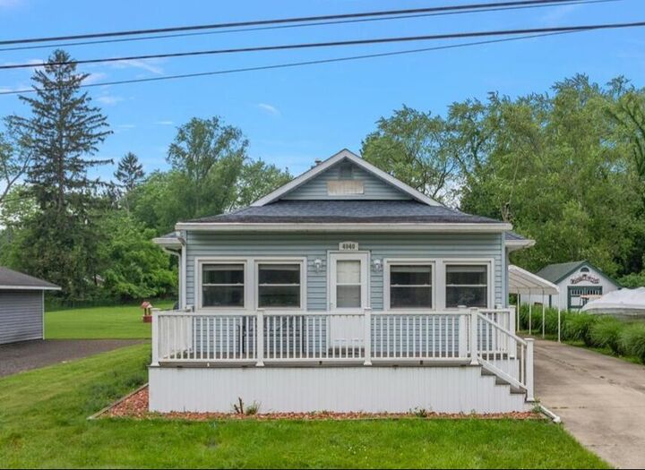 4940 Pottawatamie Drive  Watervliet MI 49098 photo
