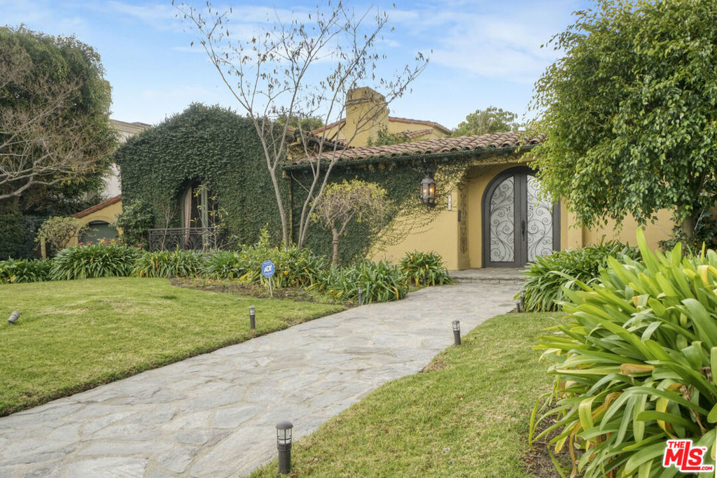 Property Photo: 707 N Bedford Drive CA 90210