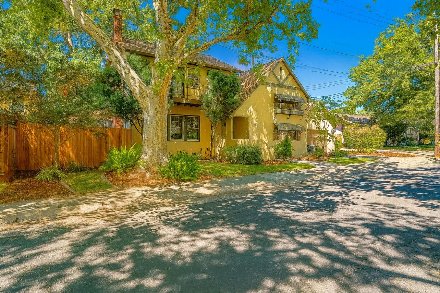 Property Photo: 642 45th Street CA 95819