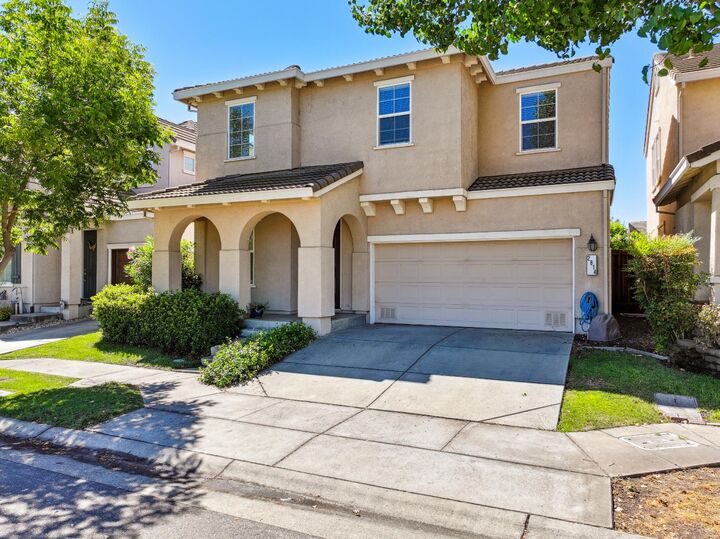 Property Photo: 2814 Karitsa Avenue CA 95833