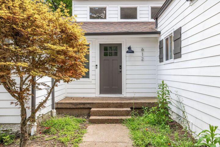 Property Photo: 612 Mt Pisgah Ct TN 37211