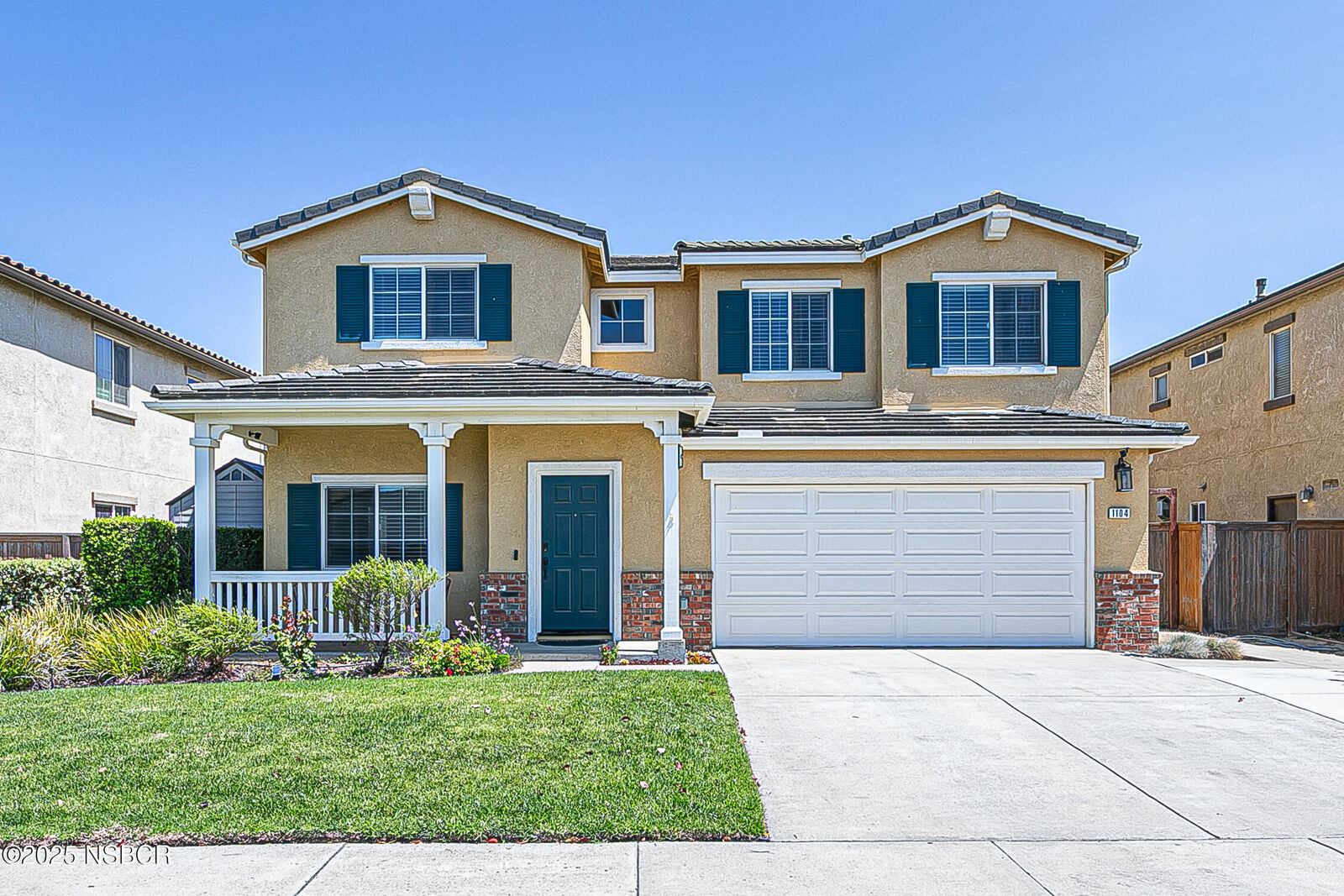 Property Photo: 1104 Honda Way CA 93436