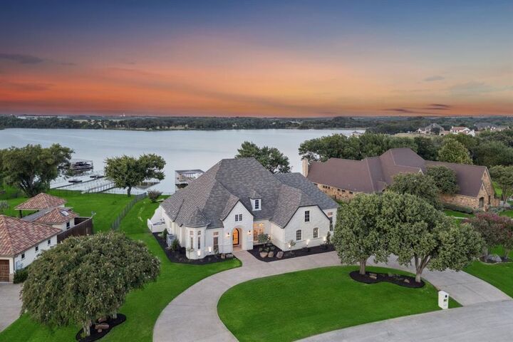 6124 Lake Shore Drive  Fort Worth TX 76179 photo