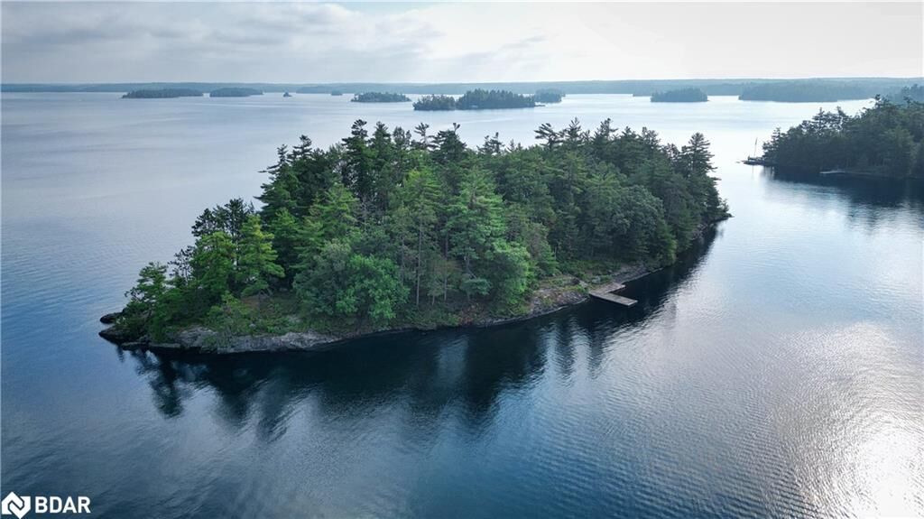 Property Photo:  1 Island 3lm Island  ON P1P 1R2 