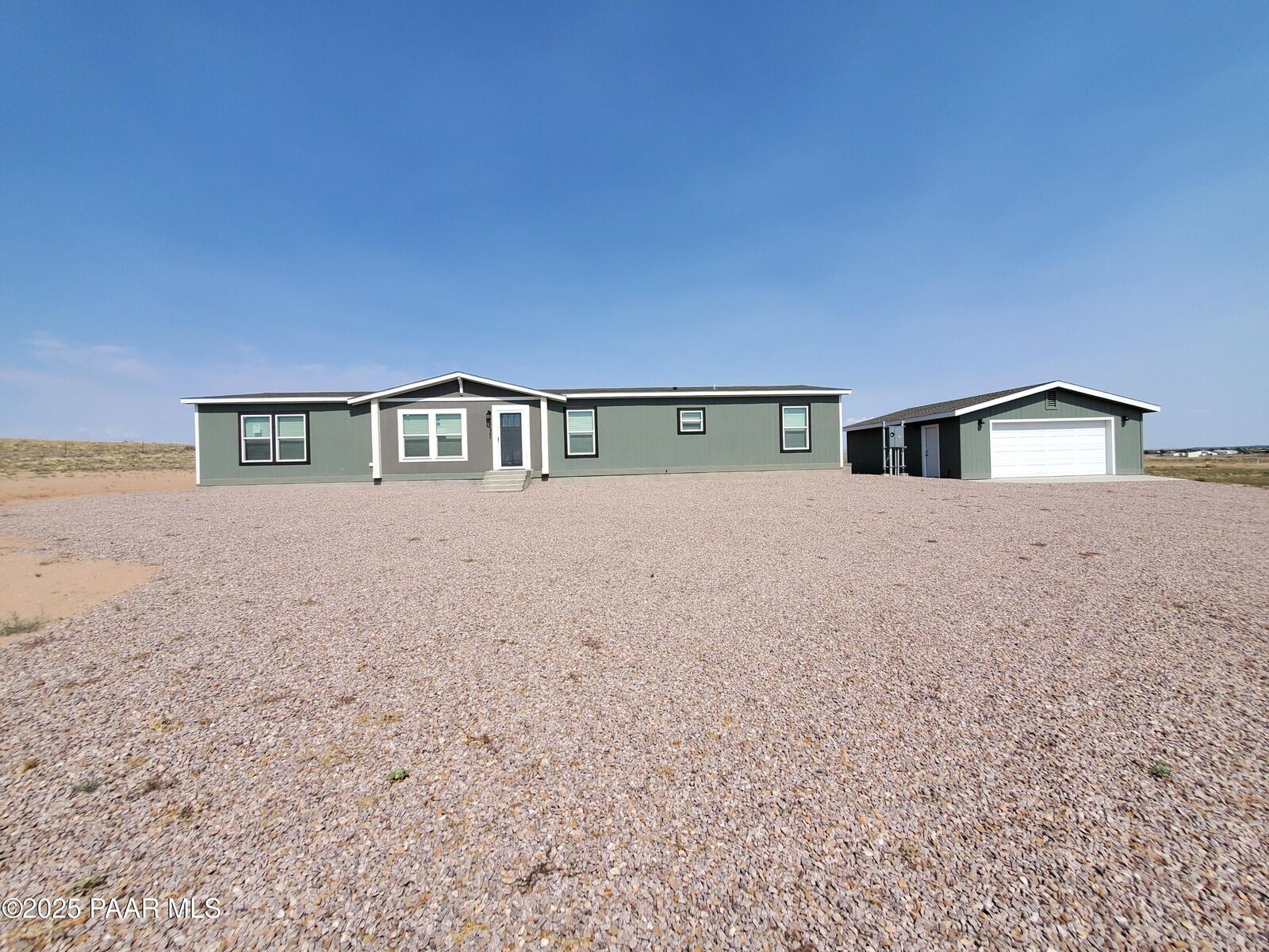 Property Photo: 26987 N Chicory Way AZ 86334