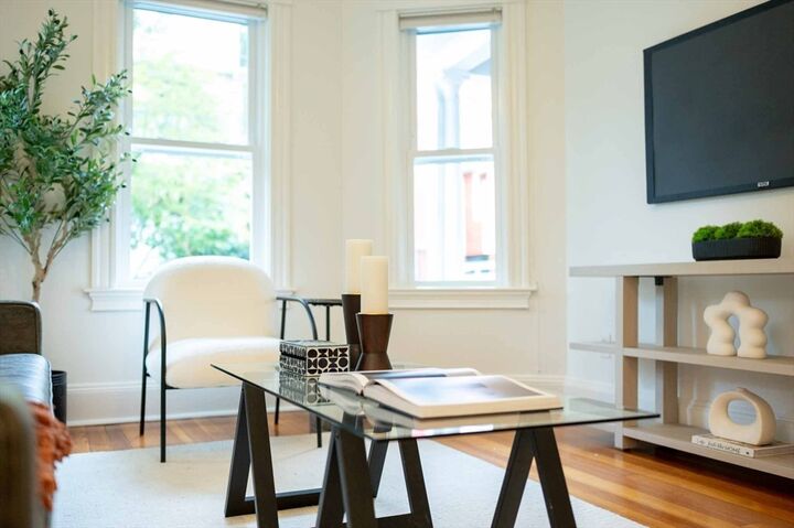 Property Photo:  23 Cambridge Terrace 1  MA 02140 
