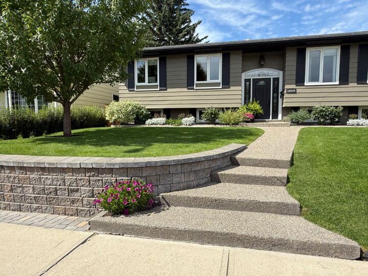 10839 Mapleford Road SE  Calgary AB T2J 1X6 photo