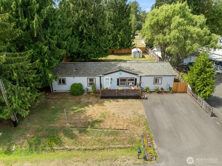 Property Photo: 13820 51st Avenue E WA 98446