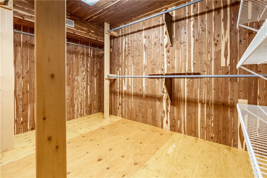 Property Photo:  190 Nanaquaket Road  RI 02878 