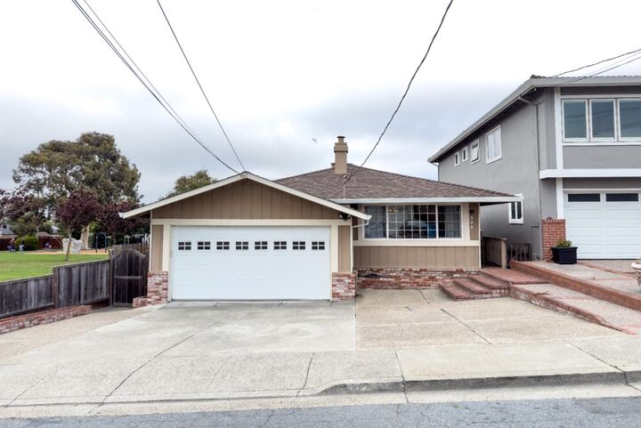 Property Photo: 572 Cherry Avenue CA 94066