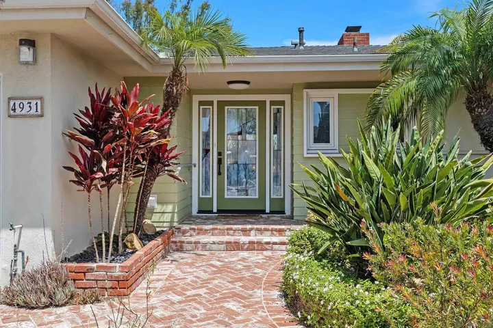 Property Photo: 4931 Lorraine Dr CA 92115