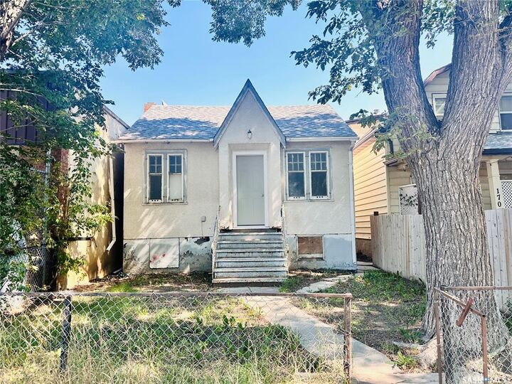 1705 Quebec Street  Regina SK S4P 1J4 photo