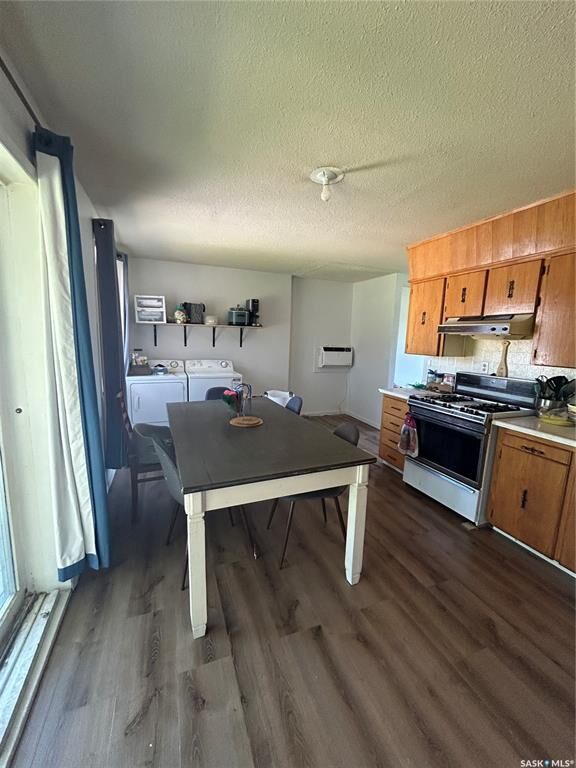 Property Photo: 222 2nd Avenue W SK S0A 1W0