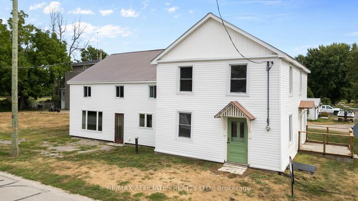 Property Photo: 79 Henry Street ON K0G 1G0