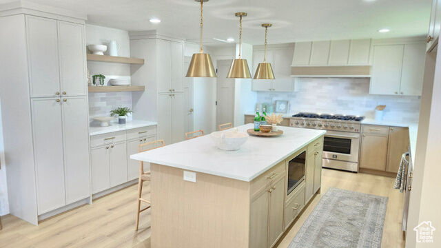 Property Photo: 4529 S Westview Dr UT 84124