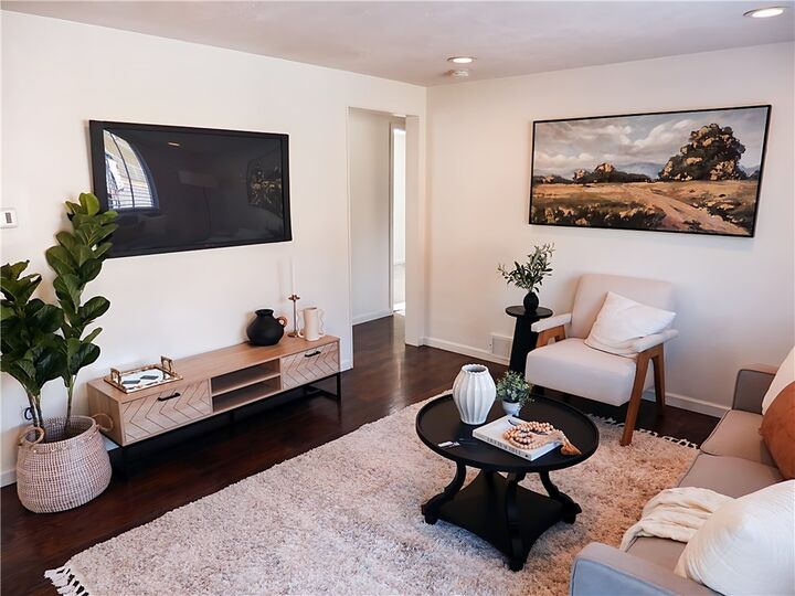 Property Photo:  608 Elmbank St  PA 15226 