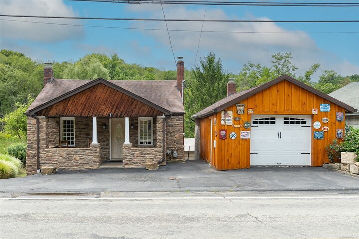 Property Photo: 1772 Saxonburg Blvd PA 15084